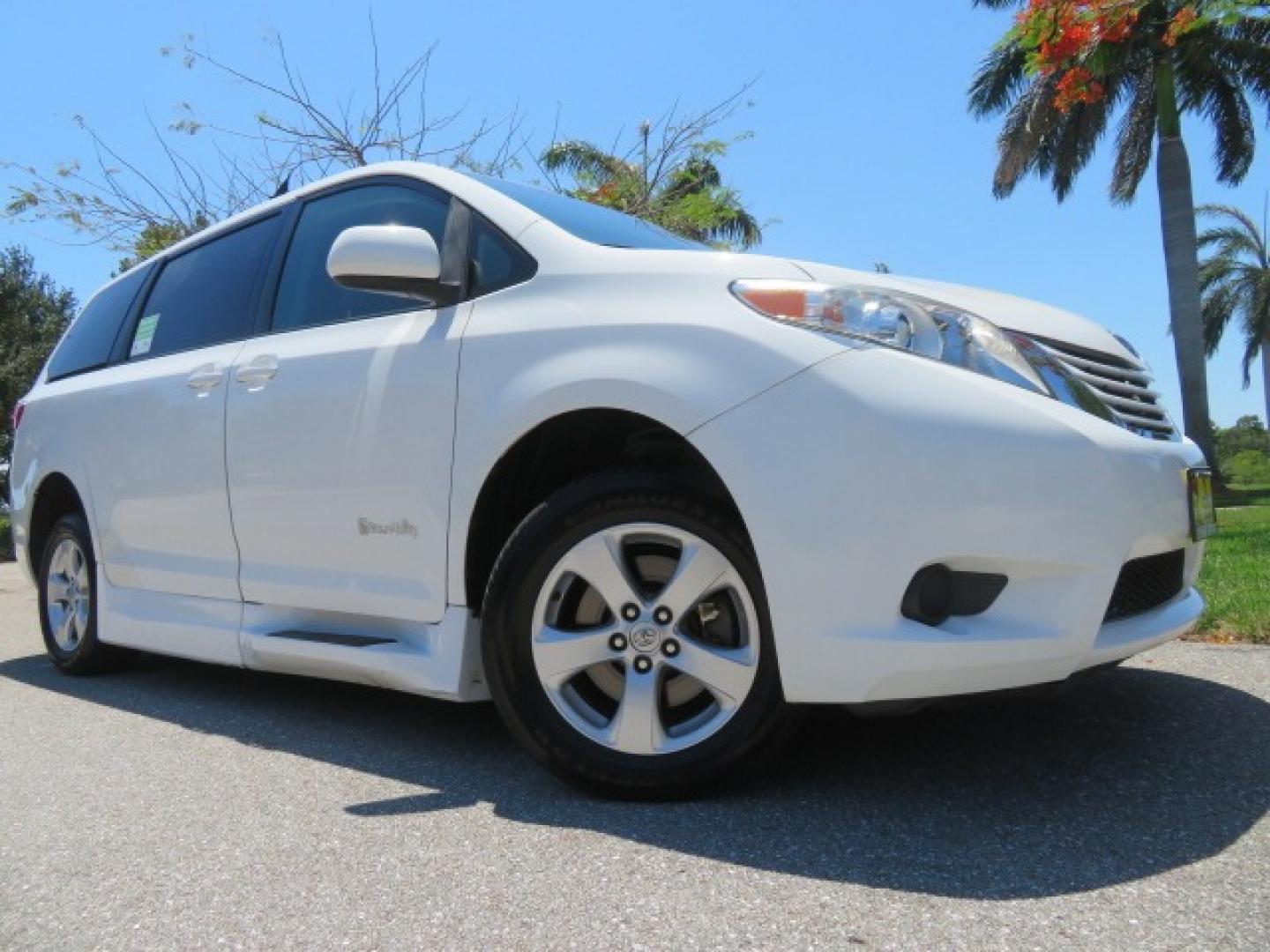 2016 White /Gray Toyota Sienna (5TDKK3DC8GS) , located at 4301 Oak Circle #19, Boca Raton, FL, 33431, (954) 561-2499, 26.388861, -80.084038 - You are looking at Gorgeous Low Mileage 2016 Toyota Sienna LE Braunability XT Handicap Van Wheelchair Van Conversion Van with 26K Original Miles, Power Side Entry Ramp with Kneeling Van Function, Passenger Side Quick Lock System (same as ez lock), Quick Release Front Seats, Floor with L Tracks, Leat - Photo#2